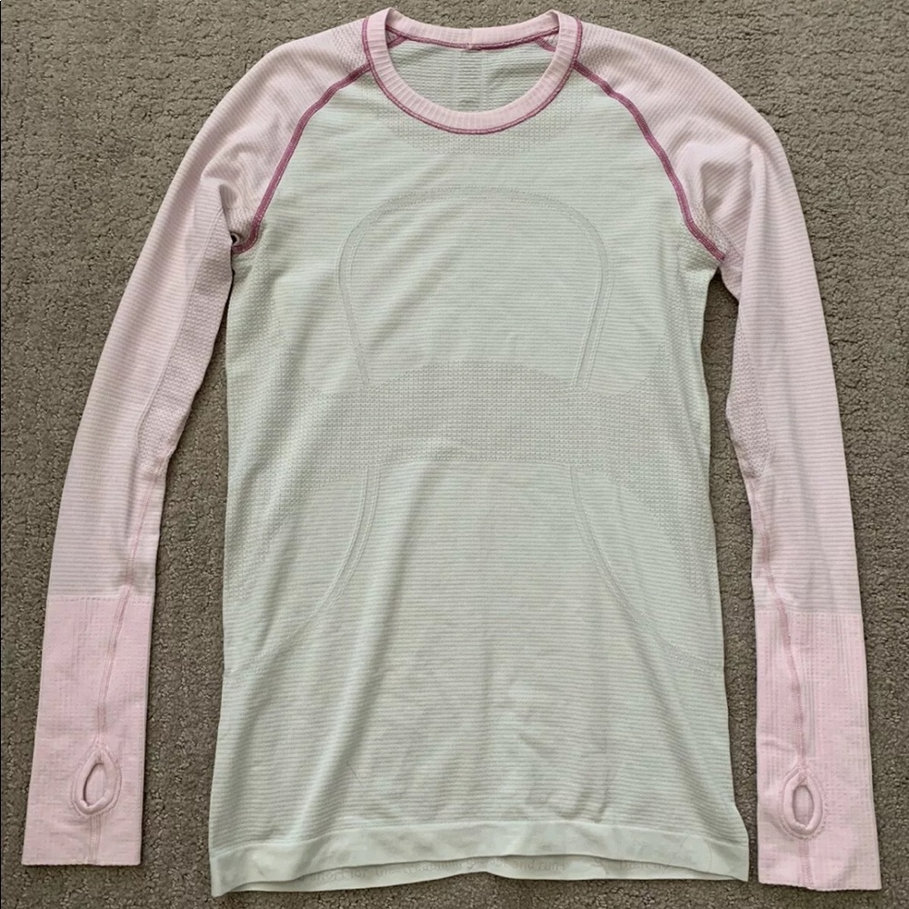EUC lululemon Swiftly LS ~ Clarity Grey/Lilac Snow